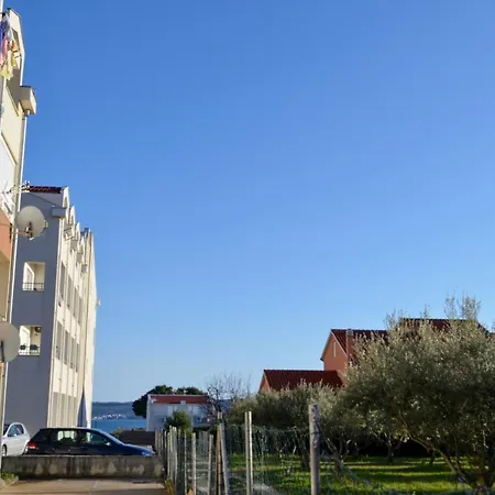 Mihaela Studio Apartmans 150M Near The Beach Kastela Exterior photo