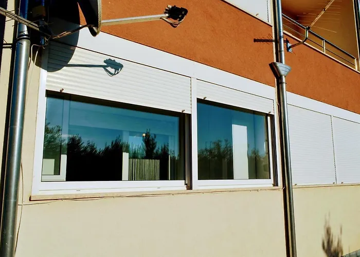 Mihaela Studio Apartmans 150M Near The Beach