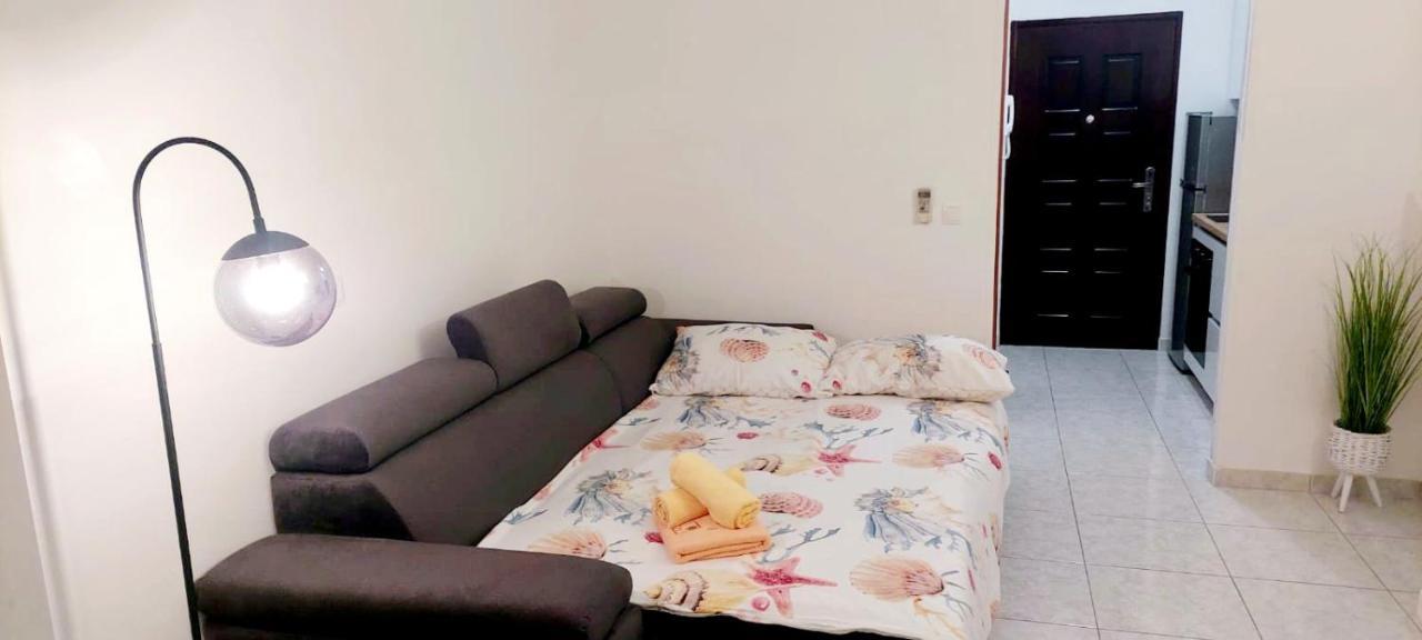 Apartment Mihaela Apartmans 150m Near The