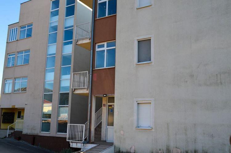 Mihaela Apartmans 150m Near The * Kastela