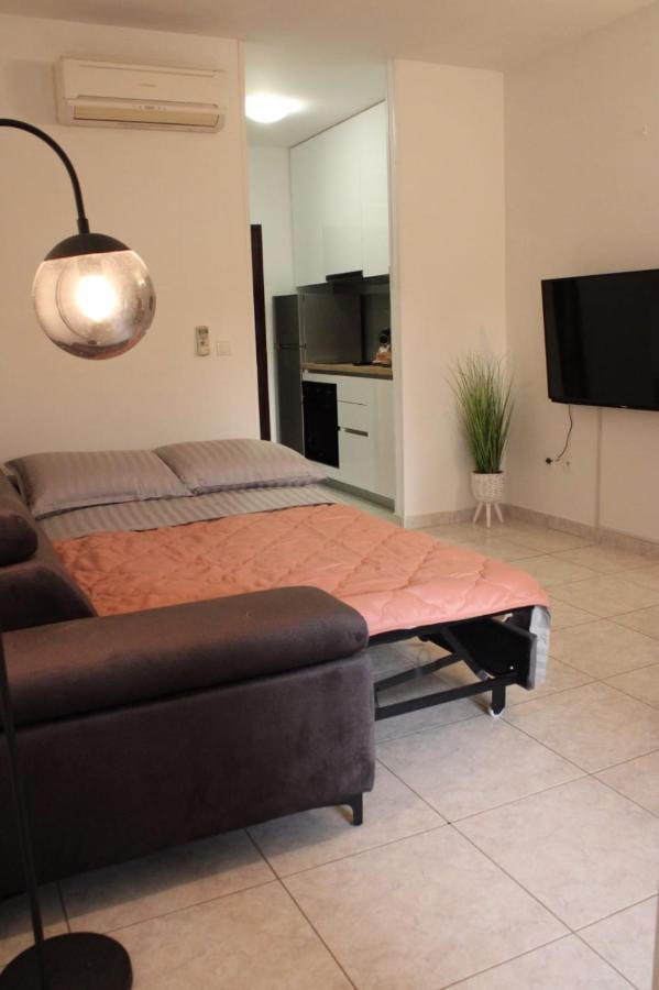 Apartment Mihaela Apartmans 150m Near The Kastela