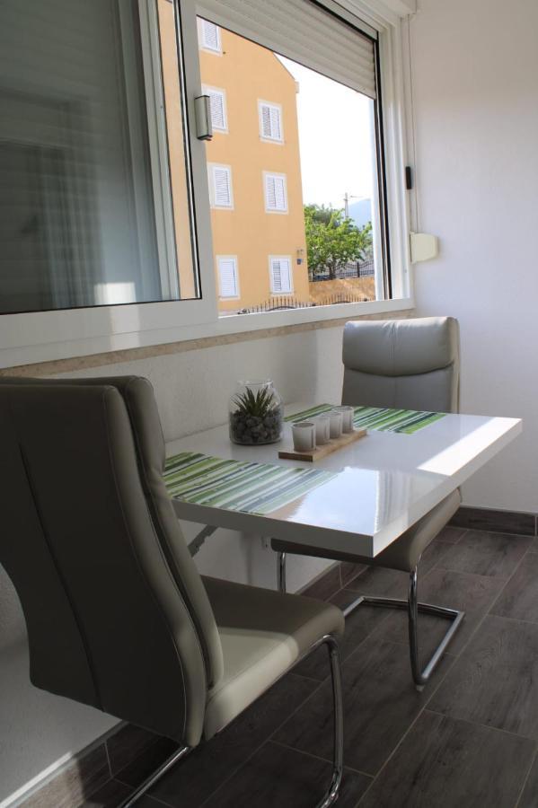 Apartment Mihaela Apartmans 150m Near The Kastela