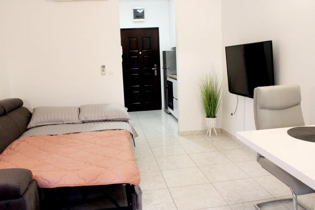 Apartment Mihaela Apartmans 150m Near The *